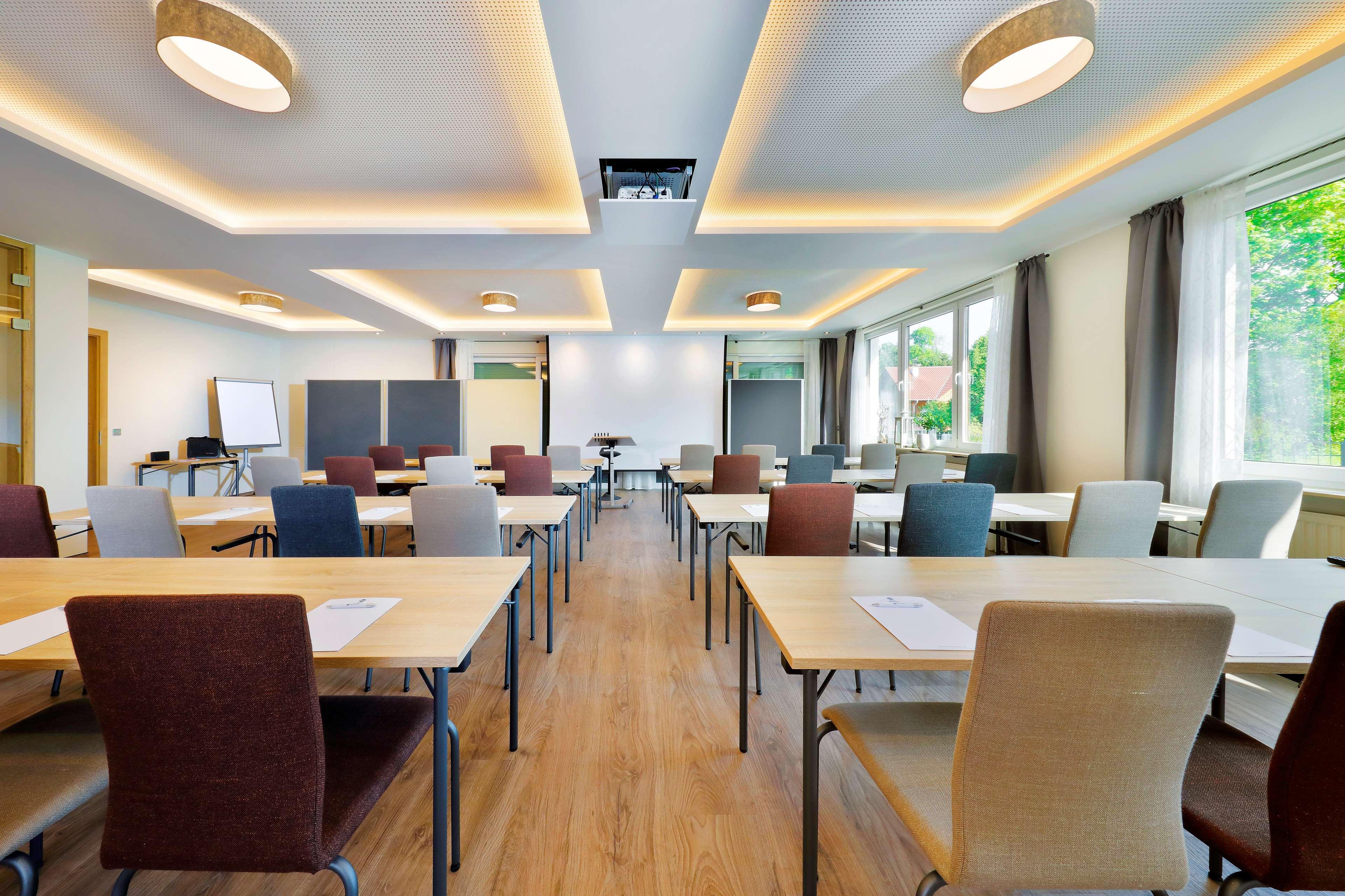 Best Western Plus Midland Suites Buitenkant foto