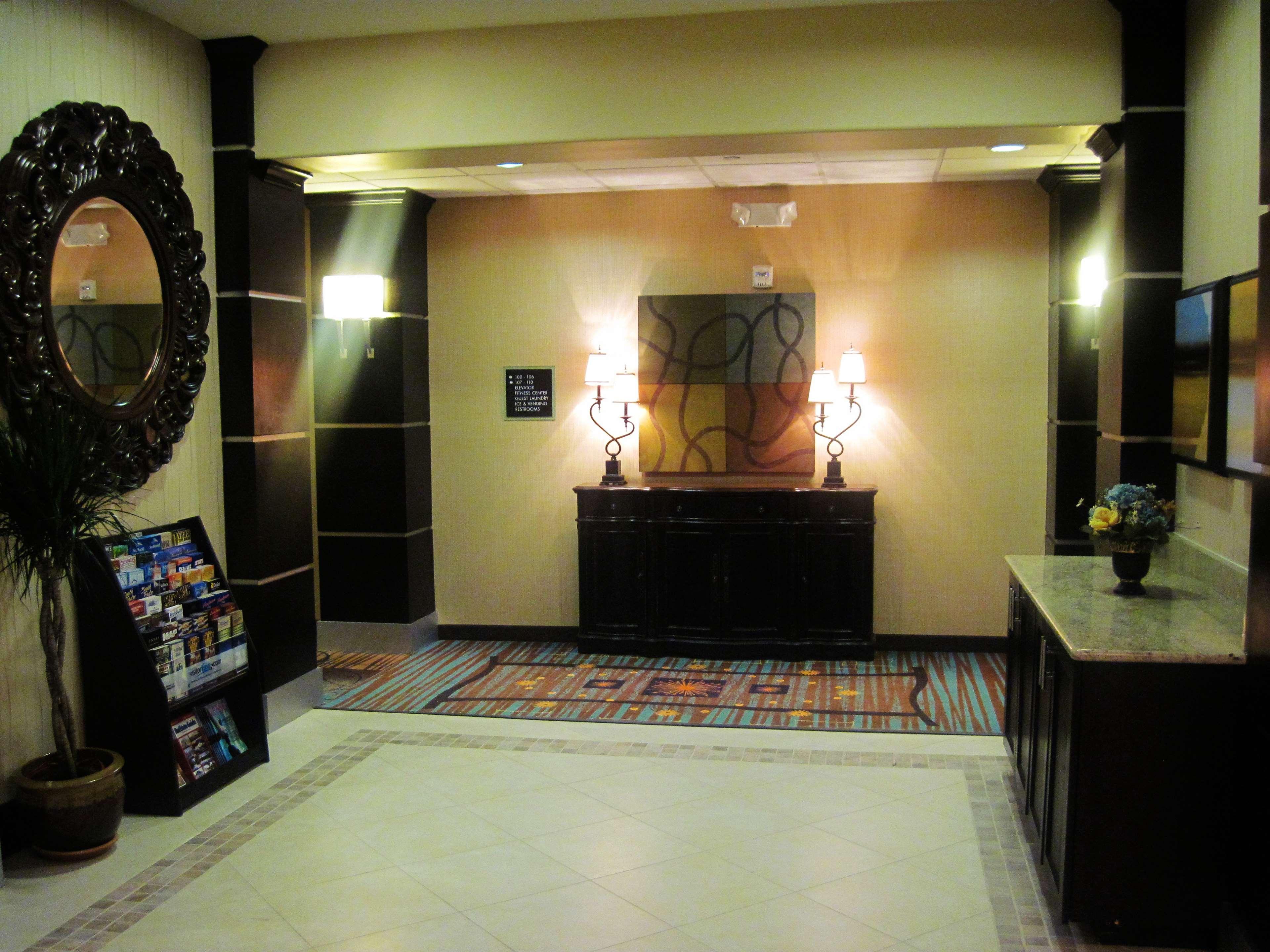 Best Western Plus Midland Suites Interieur foto