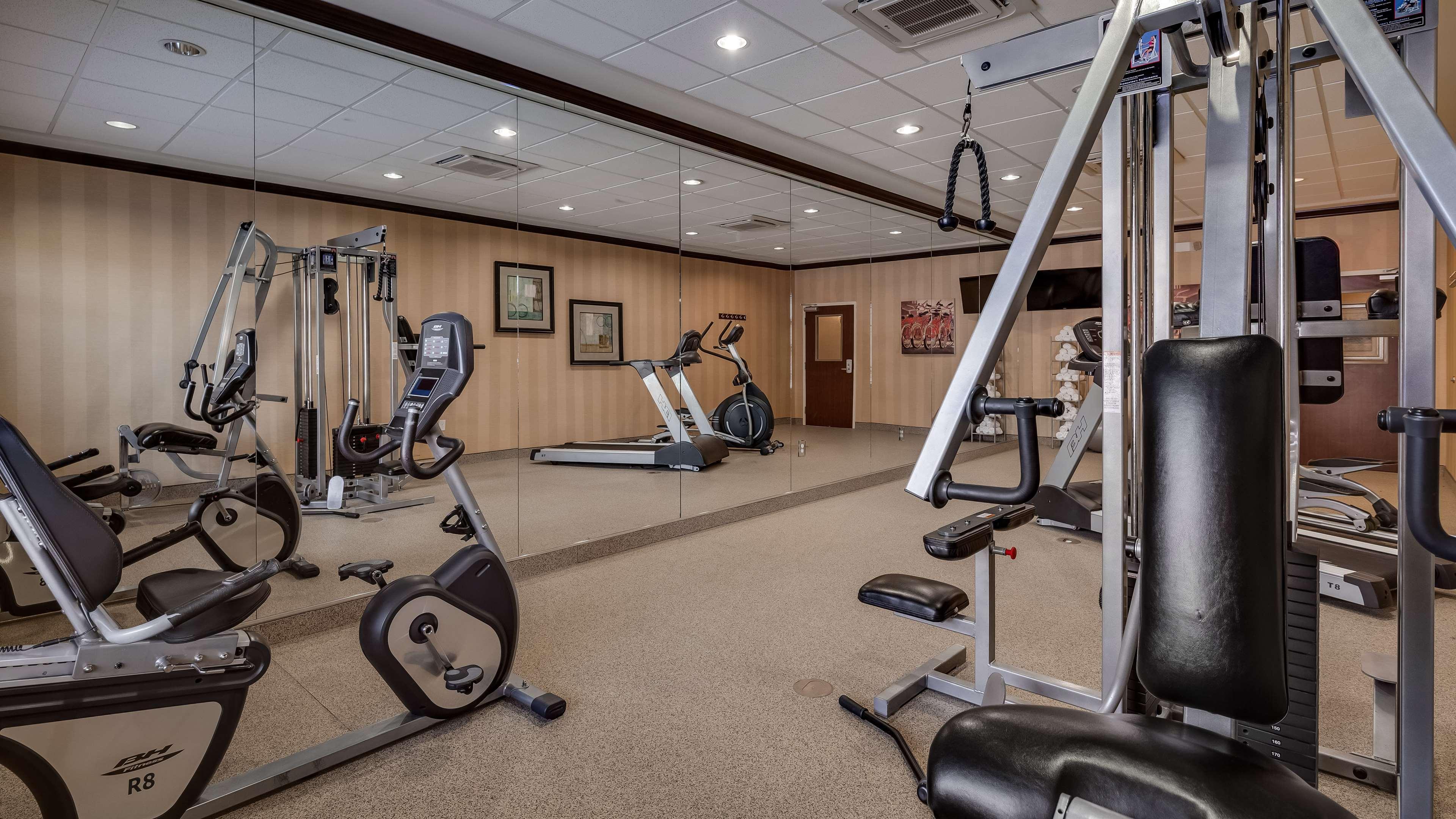 Best Western Plus Midland Suites Buitenkant foto